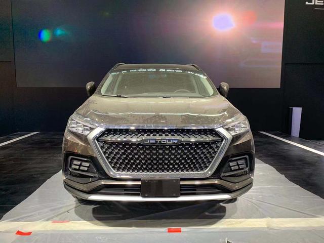 广州车展探营：提供5/6/7座车型 捷途X95中型SUV