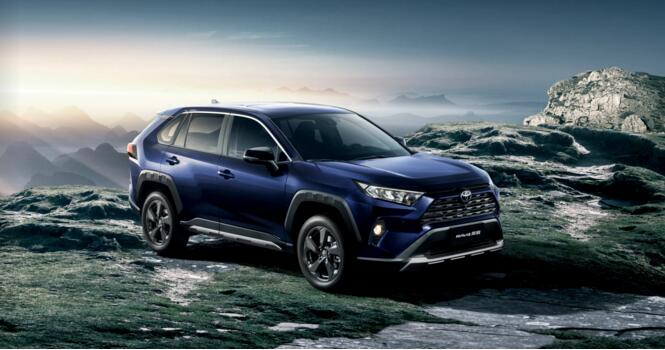 RAV4荣放2022款在传承中创新，实力再进阶