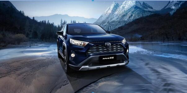 RAV4荣放2022款型格升级，带你告别无趣