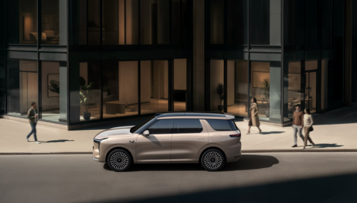 2026北京车展，“25万级旗舰大满配”就看智己LS8！